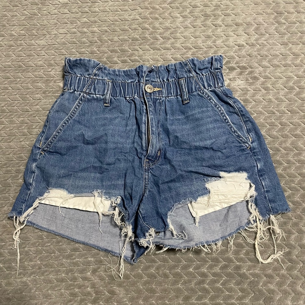 American Eagle Mom Jean Shorts